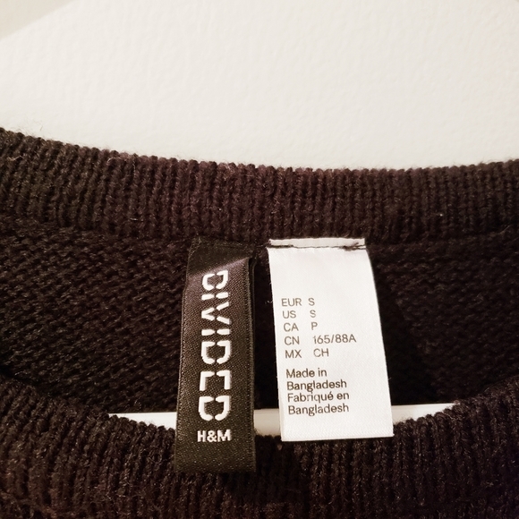 H&M Divided Black Side Slit Long Sleeve Knit Sweater - Picture 5 of 7
